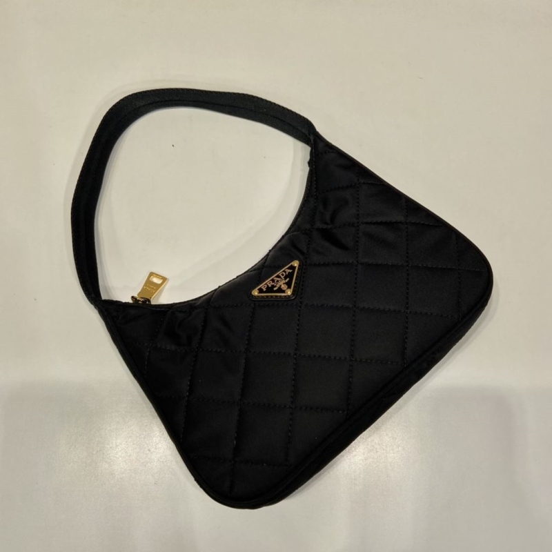 Pra*a hobo bags
